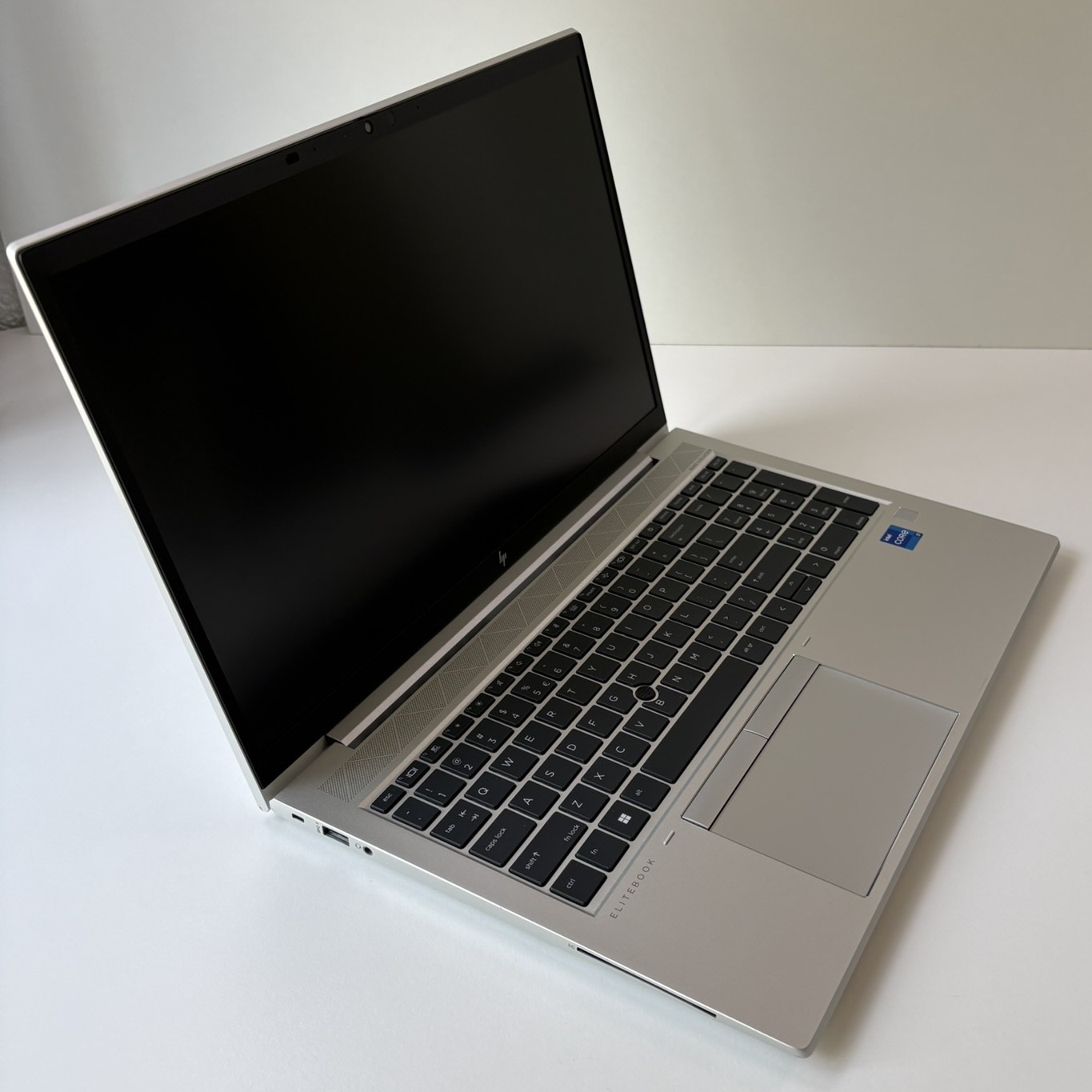 HP EliteBook 850 G8 Intel Core i7-1185G7 16GB DDR4 512GB SSD 15,6 inch Full HD Refurbished 5 HP EliteBook 850 G8 Intel Core i7-1185G7 16GB DDR4 512GB SSD 15,6 inch Full HD Refurbished - Afbeelding 5