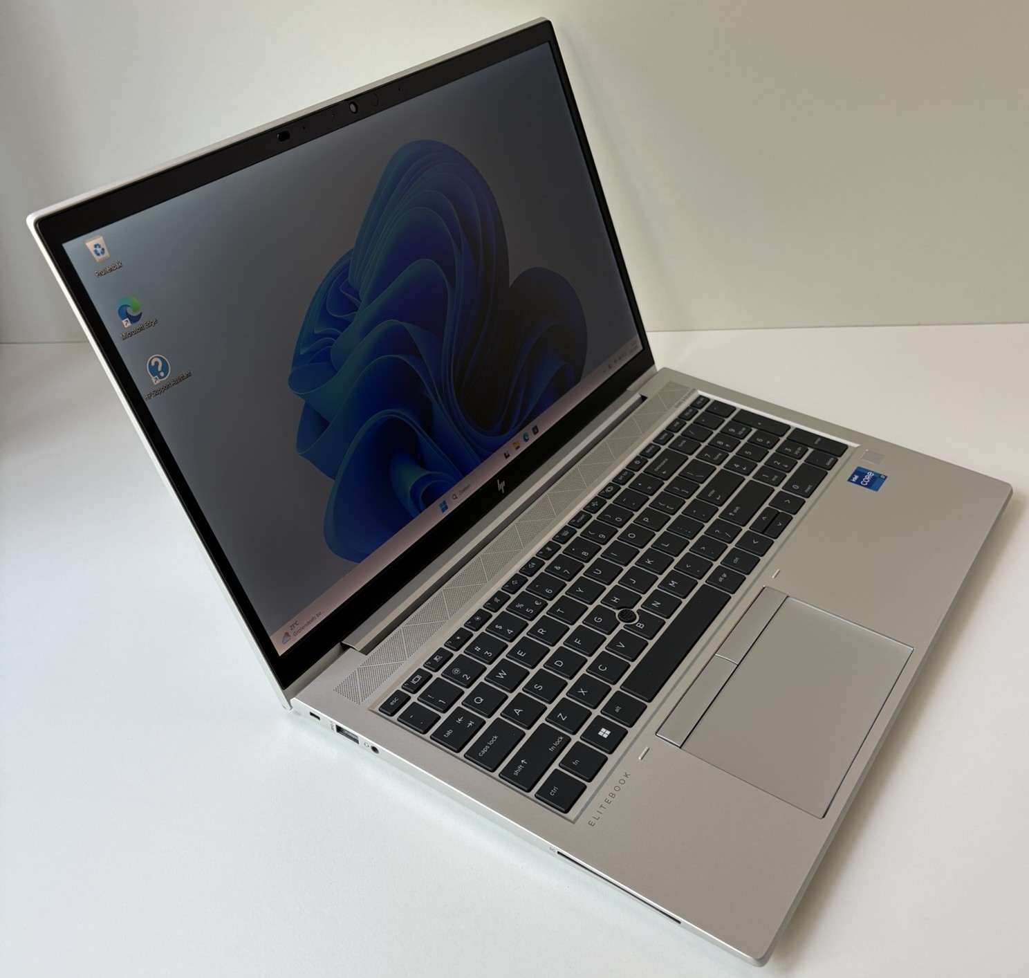 HP EliteBook 850 G8 Intel Core i7-1185G7 16GB DDR4 512GB SSD 15,6 inch Full HD Refurbished 3 HP EliteBook 850 G8 Intel Core i7-1185G7 16GB DDR4 512GB SSD 15,6 inch Full HD Refurbished - Afbeelding 3