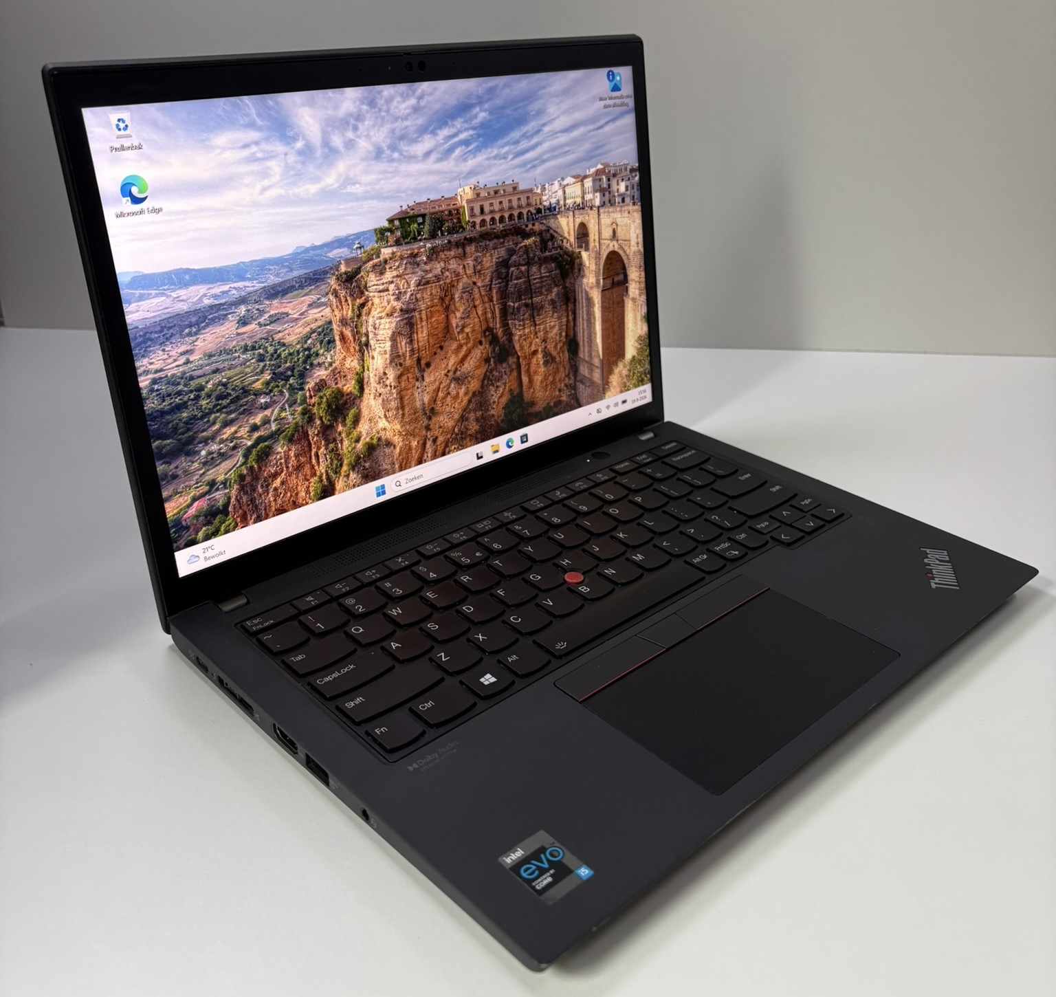 Lenovo ThinkPad X13 Gen 2 Krachtige i5 Laptop met 16GB RAM Refurbished 2 Lenovo ThinkPad X13 Gen 2 Krachtige i5 Laptop met 16GB RAM Refurbished - Afbeelding 2