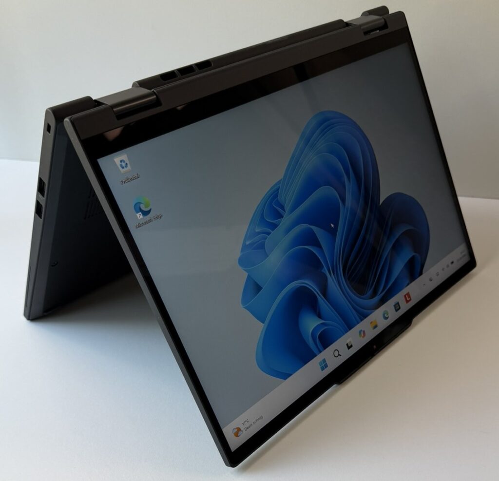 Lenovo ThinkPad T14s 2-in-1 Gen 1 Core Ultra 5, 32GB RAM, 512GB SSD, touchscreen
